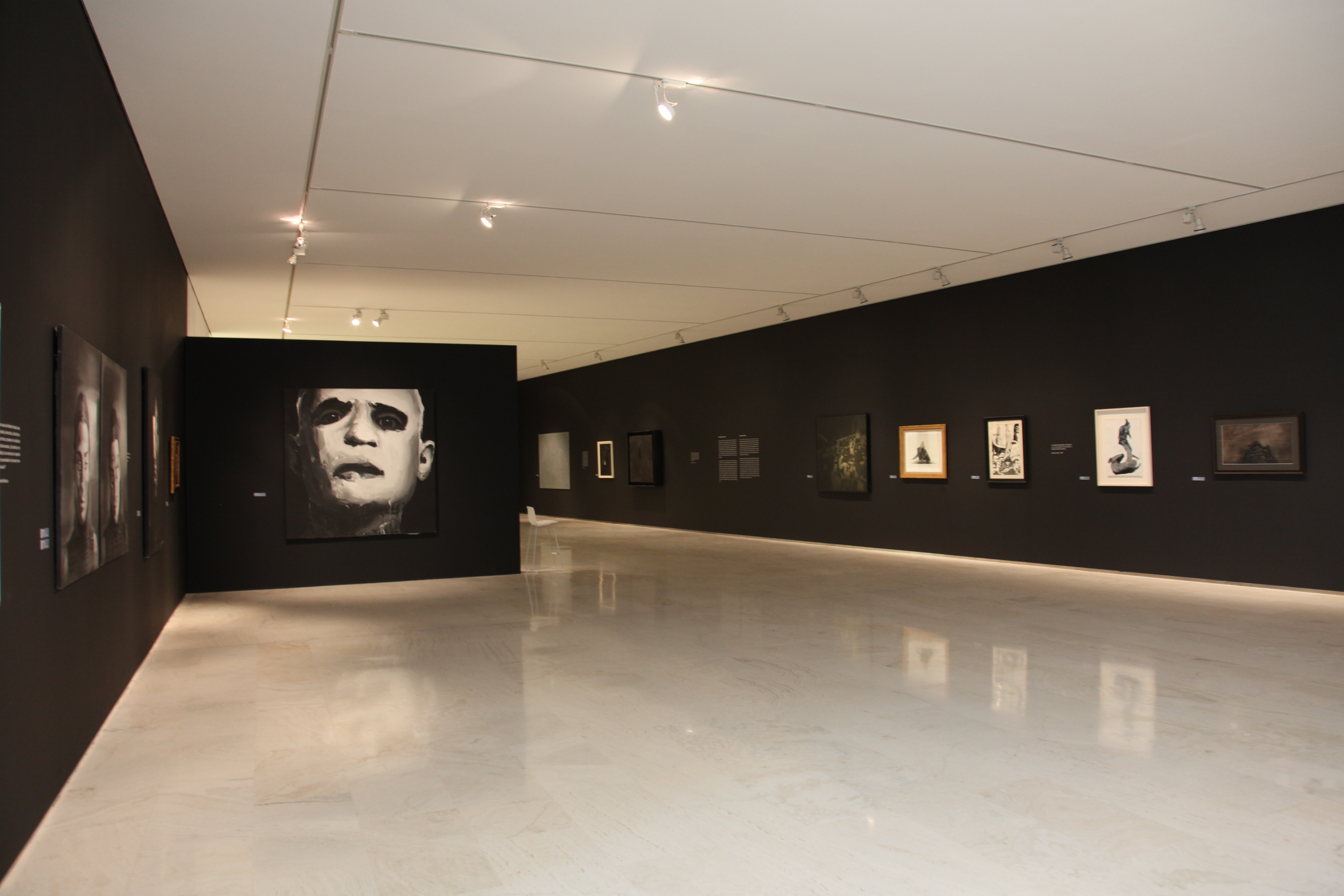 Black and white: subject, space and perception