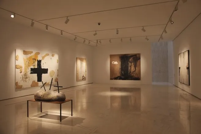 Dual-es, Tàpies facing Tàpies becomes the artist's latest exhibition and can be seen at the MACA until next April 15th